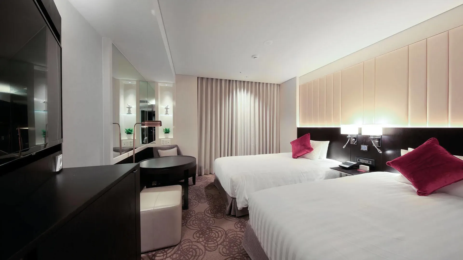 Solaria Nishitetsu Hotel Seoul Myeongdong