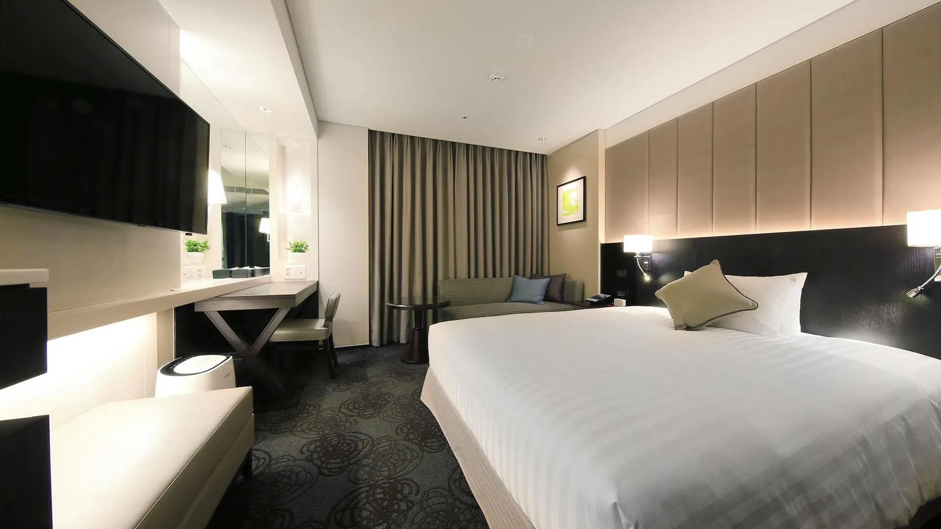 Solaria Nishitetsu Hotel Seoul Myeongdong - Renovated In 2025