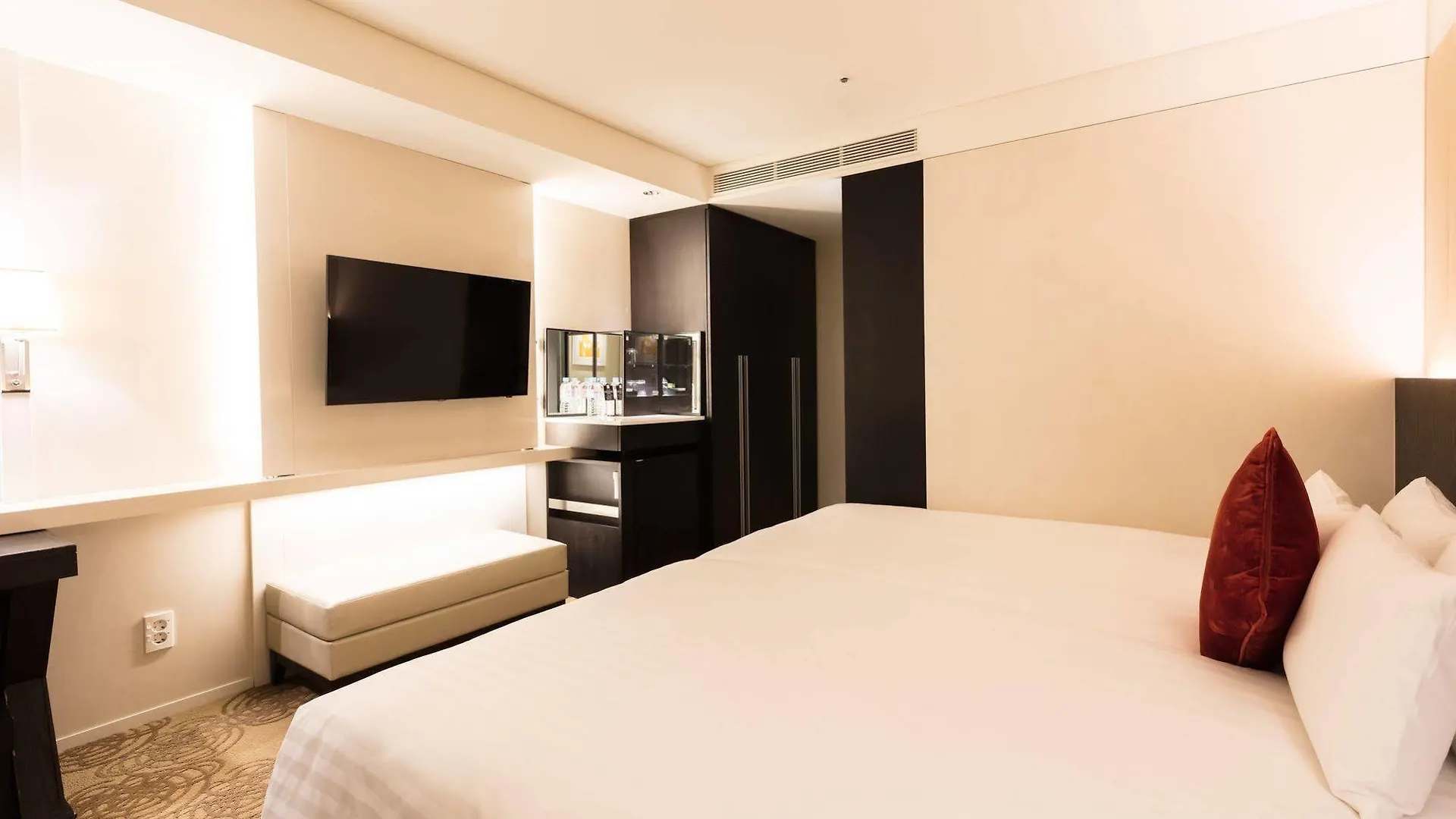 Solaria Nishitetsu Hotel Seoul Myeongdong - Renovated In 2025 3*,  South Korea